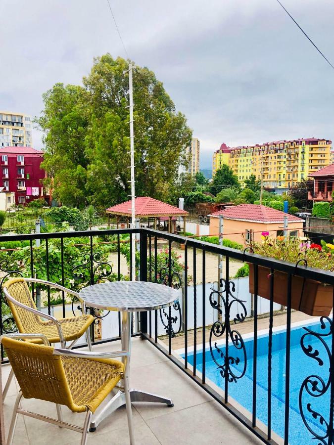 #Home-11 Батуми Экстерьер фото