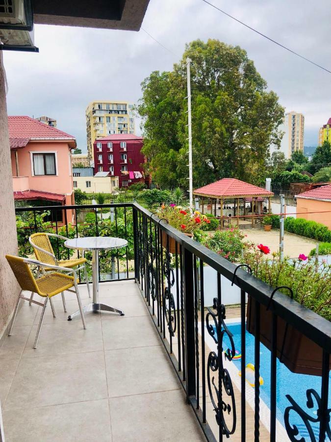 #Home-11 Батуми Экстерьер фото