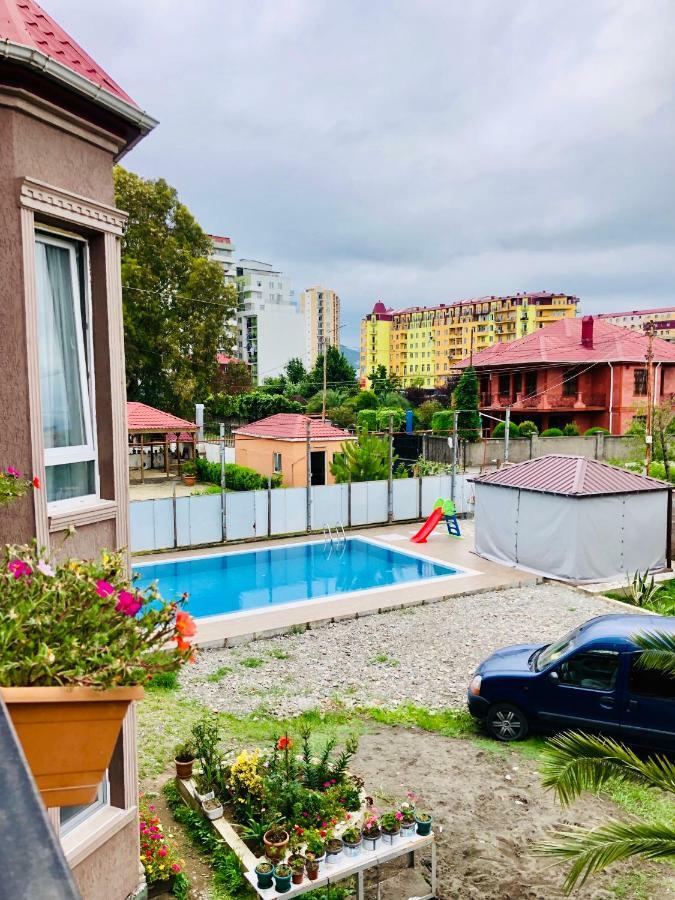 #Home-11 Батуми Экстерьер фото