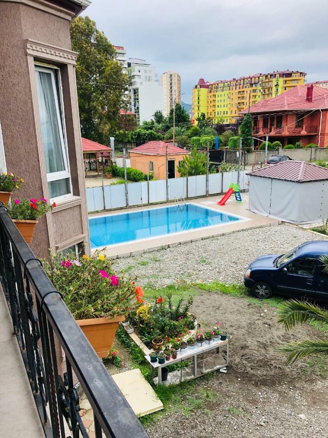 #Home-11 Батуми Экстерьер фото