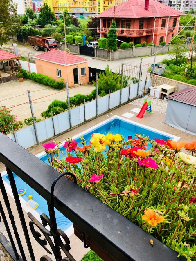 #Home-11 Батуми Экстерьер фото